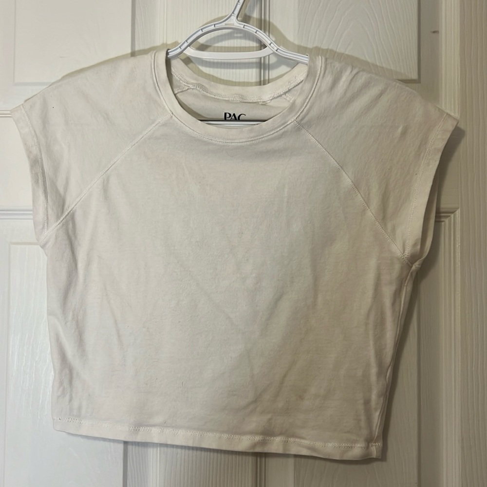 pacsun cropped white tee